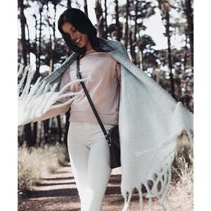 MerSea & Co Oversized Cozy Wrap Fringe Scarf Gray Ombre Womens OS One Size